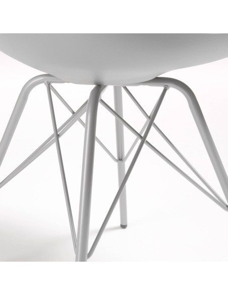 Cadeira De Cozinha Lars, Pés De Metal, Assento Plástico