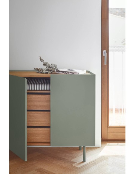 TEULAT APARADOR ARISTA 110x40, gavetas Interiores lacadas em verde claro.