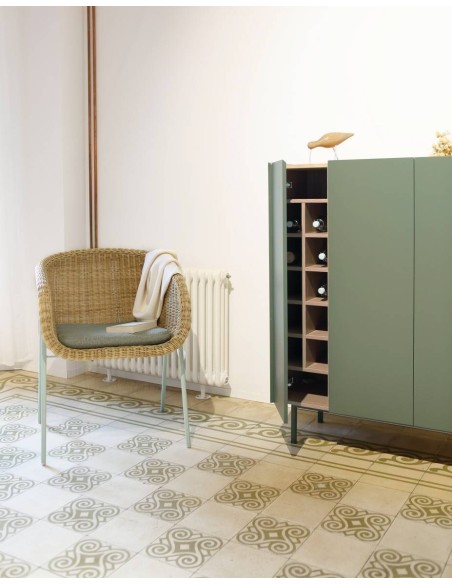 TEULAT MUEBLE AUXILIAR ARISTA, BOTELLERO INTERIOR