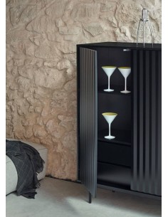 Aparador de design Serra. 2
