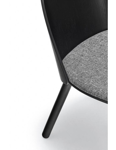 TEULAT SILLA DE DISEÑO UMA en negro y tela gris