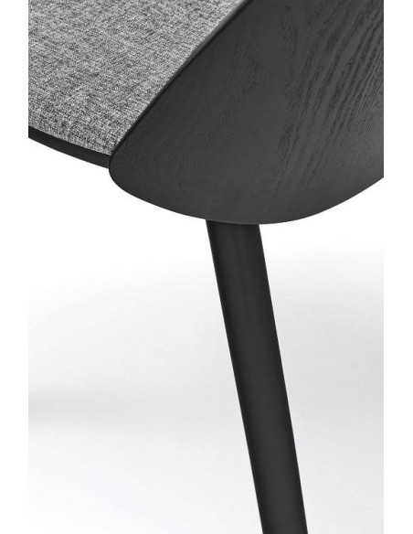 TEULAT SILLA DE DISEÑO UMA en negro y tela gris