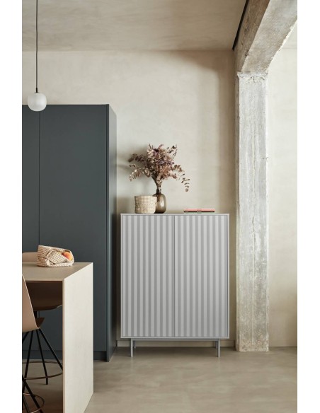 Teulat Aparador alto de diseño SIERRA 130 x 97, lacado en gris claro.