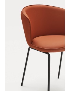 TEULAT SILLA de diseño ADD, PU TERRACOTA, metal negro 2