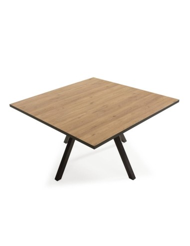 MESA DE COMEDOR CUADRADA BENI 136 X 136 cm....