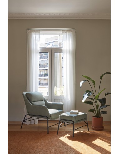 SADIRA OTOMANO EM TECIDO E METAL.