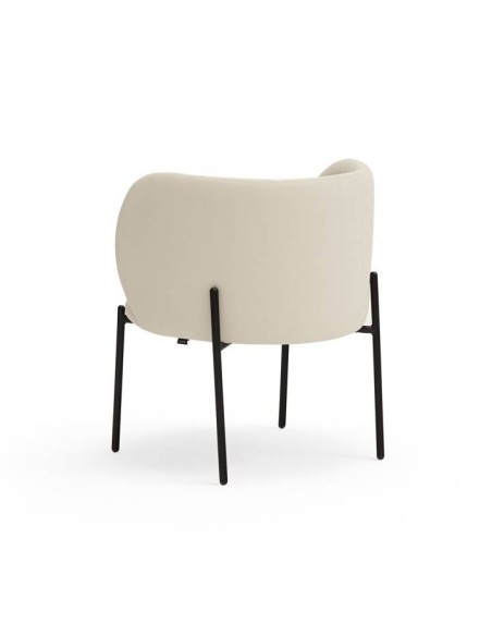 POLTRONA TEULAT MOGI EM COURO SINTÉTICO BEIGE E PÉS METÁLICOS.