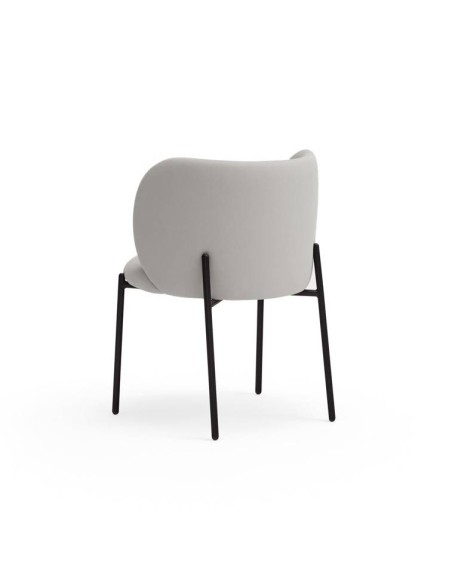 SILLA DE TEULAT MOGI EN TEJIDO GRIS CLARO Y PATAS METÁLICAS.