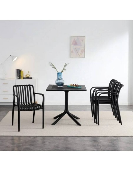 Silla con brazos exterior Isabelli, apilable, negro
