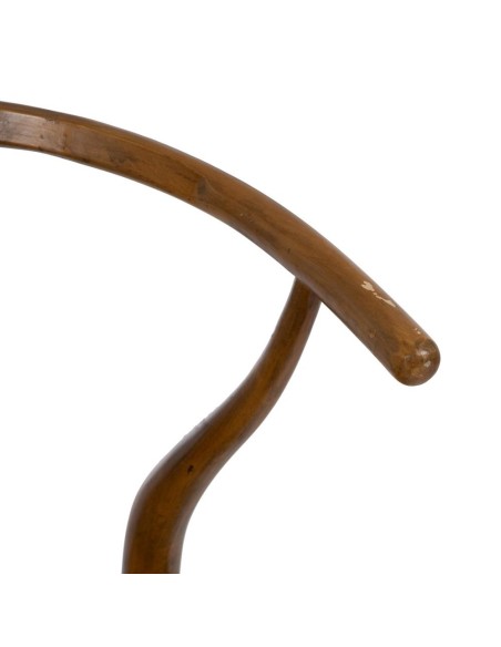 Cadeira nórdica MAJELA em madeira maciça de bétula e assento em rattan.