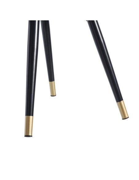 Cadeira Mael em tecido castanho e pes em aço preto e dourado.