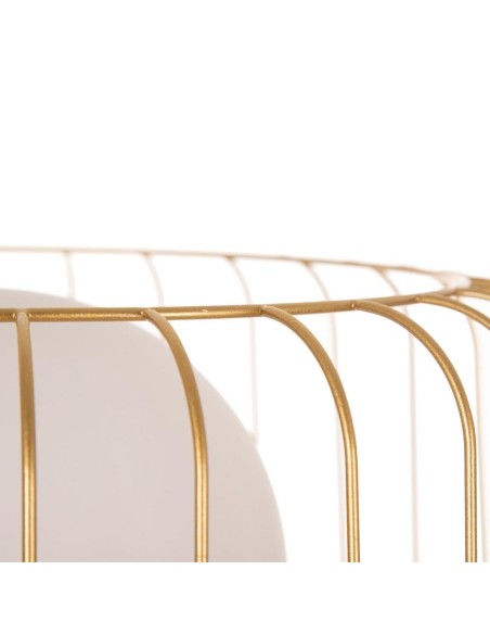 Candeeiro de pé em metal MADALI com acabamento dourado e esfera de vidro branco.