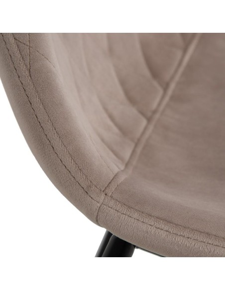 Silla AMINARA de tejido poliester beige y patas de metal negro.