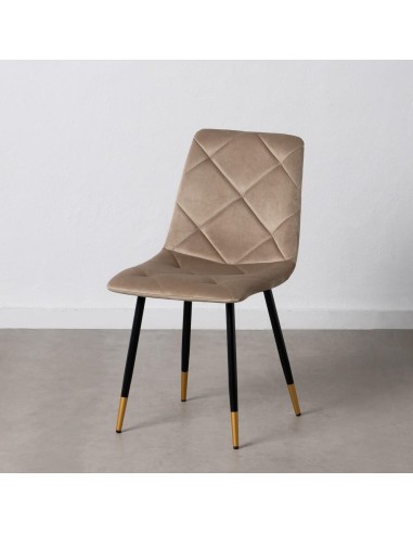 Silla ADAM en terciopelo taupe y patas de acero con acabado negro/dorado.