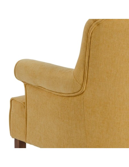 Butaca CANDELA en tejido mostaza patas de madera.