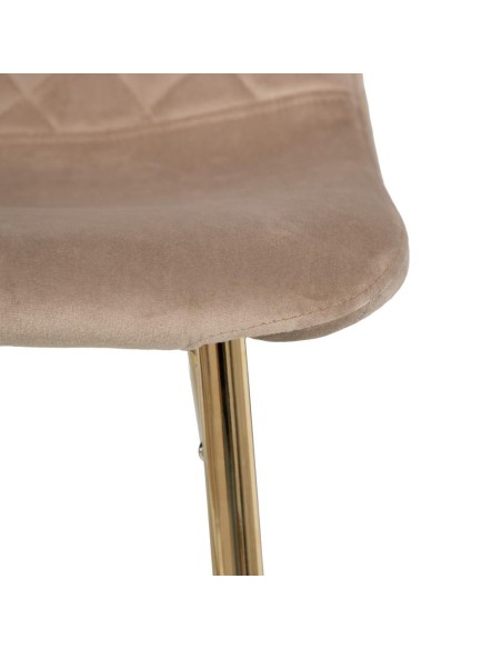 Silla ANOHA de terciopelo taupe y metal con acabado dorado.