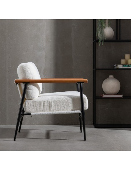 Sillón BRAMANT de madera de caucho y tejido blanco.