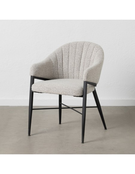 Silla con brazos YUNIA en tejido gris con patas de metal acabado en negro.