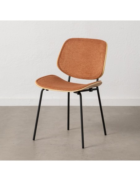 Cadeira BENILDA laranja, folheado a MDF carvalho e metal com acabamento preto.