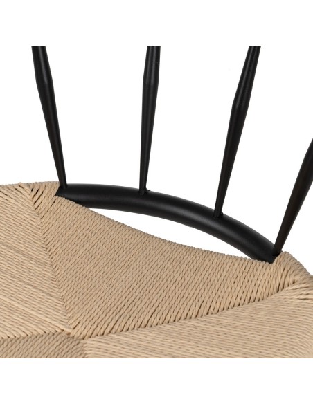 Silla de diseño ANALY de metal con acabado negro y asiento de cuerda.