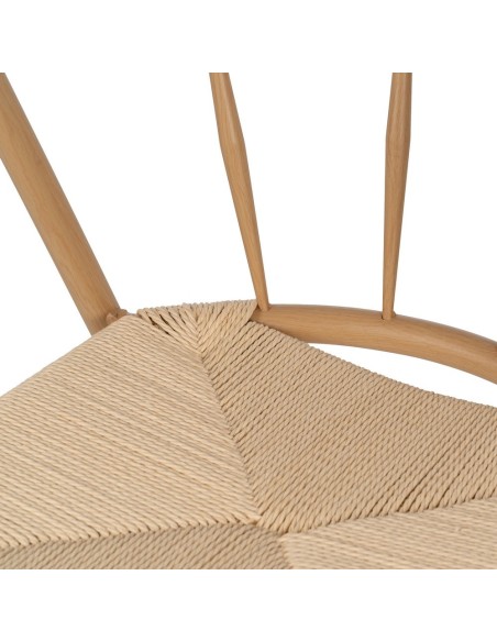 Cadeira de design ANALY em metal com acabamento natural e assento em corda.