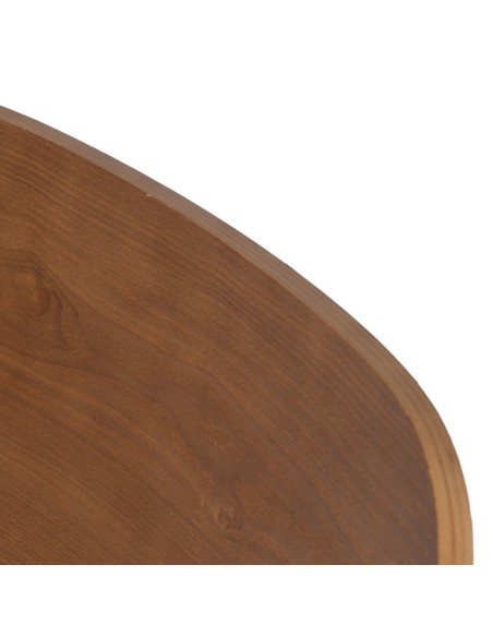 Cadeira design Maureen feita de folheado de carvalho, tecido creme e metal preto.