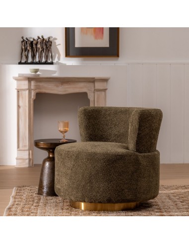 Butaca LUISA en tejido verde y metal dorado.