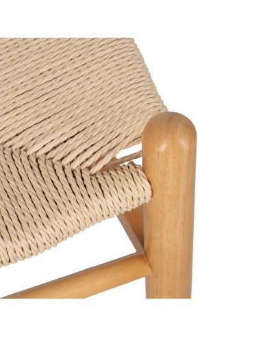 Silla WISH de madera natural y cuerda.