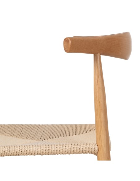 Silla WISH de madera natural y cuerda.