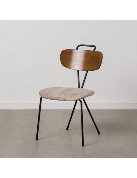 Silla MUREM de tejido en beige y metal con acabado negro.