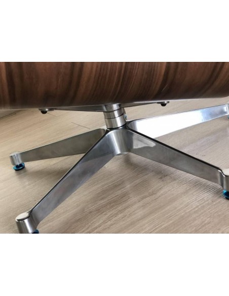 Poltrona Lounge Chair Pele negra, alumínio, base polida